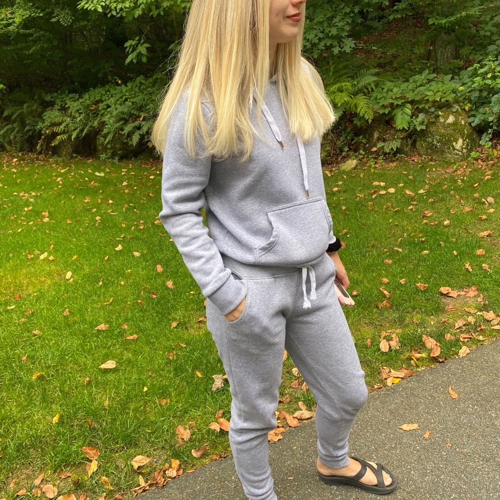 Gris matching sweat set